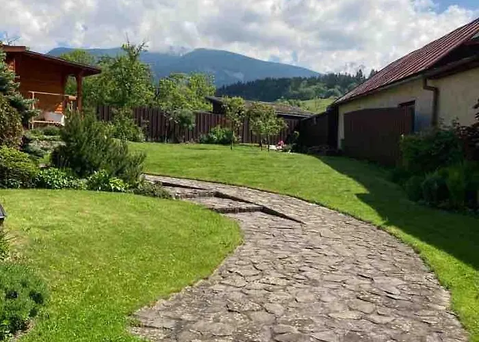 2-izbovy V Objati Zapadnych Tatier * Jalovec (Zilina)