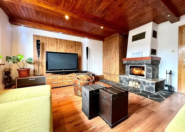 2-izbovy V Objati Zapadnych Tatier * Jalovec (Zilina)